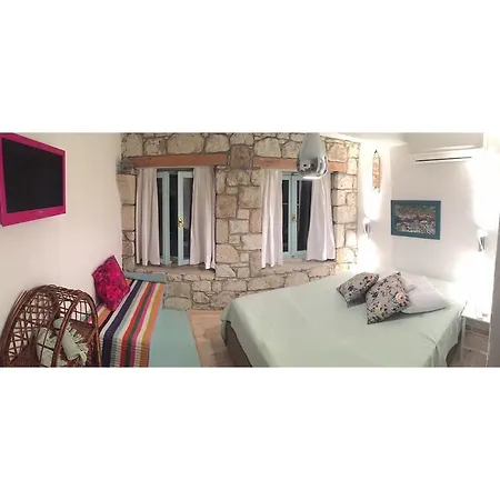 Sayeban Alacati