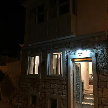 Hotel Sayeban